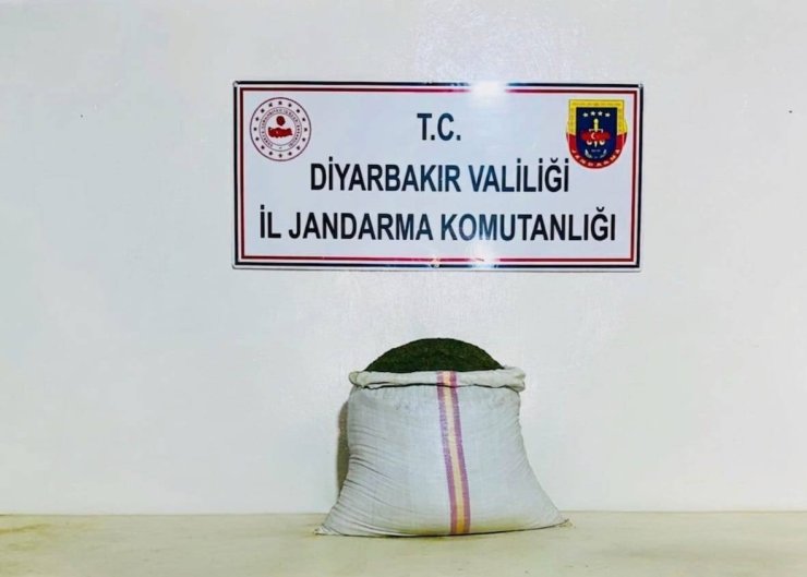 Diyarbakır’da 10 kilo esrar ele geçirildi