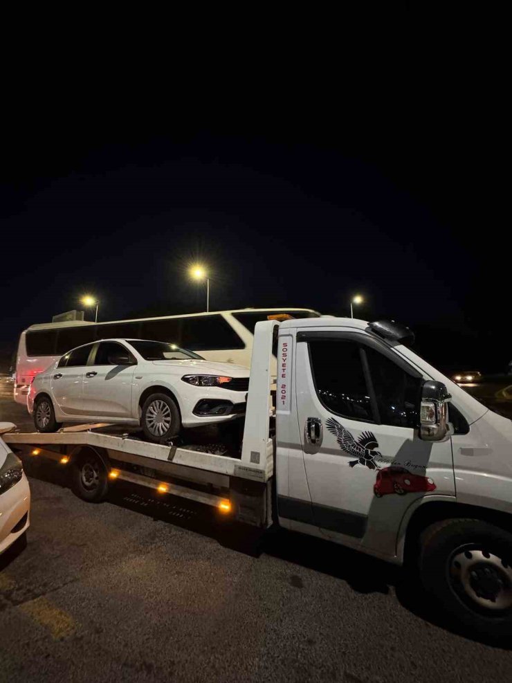 Serik’te korsan taşımacılık yapan 2 araca ceza