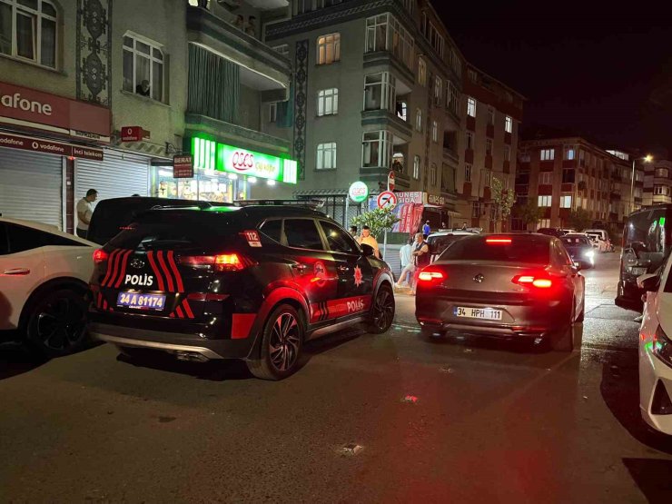 Gaziosmanpaşa’da motosikletli şahıslarca silahlı saldırı: 1 yaralı