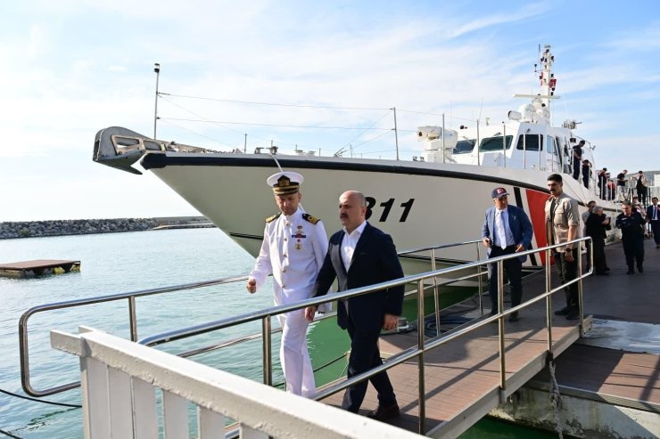 Vali Varol, Kuşadası’nda deniz güvenliği faaliyetlerini inceledi