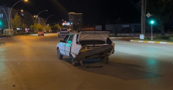 Çorum’da kazaya karışan sürücü aracını bırakıp kaçtı
