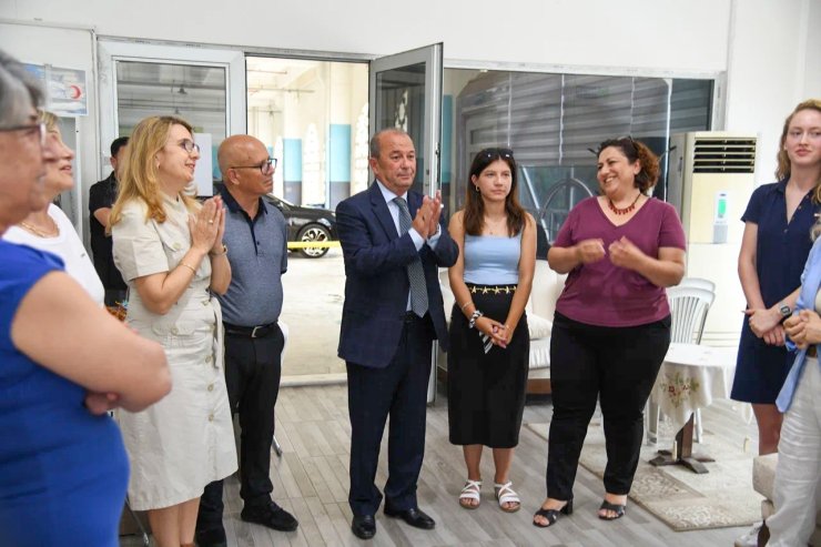Yunusemre Belediyesinde Alzheimer hastalarına destek olanlara teşekkür