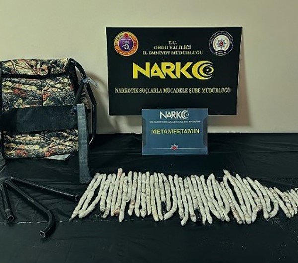 Ordu’da kamp sandalyelerinden çok sayıda uyuşturucu çıktı: 3 tutuklama
