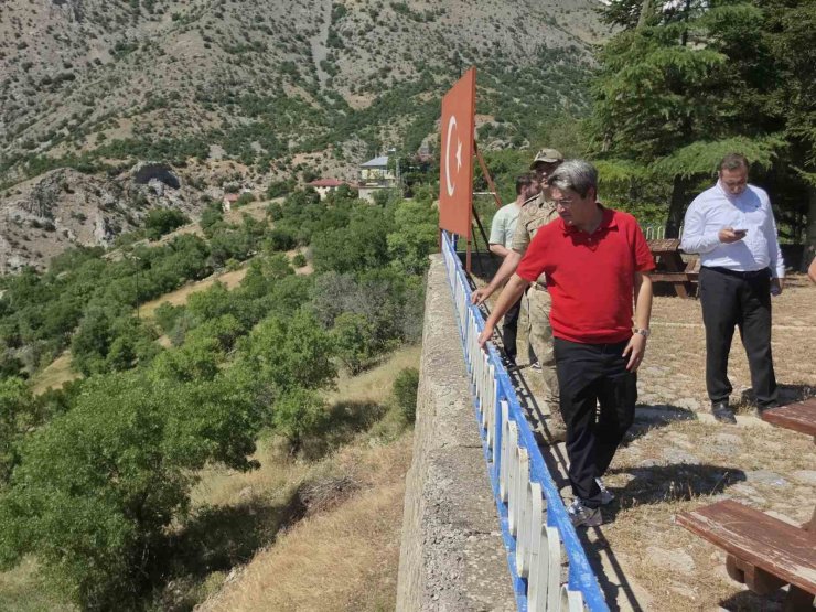 Kaymakam Arıkan, Yeşilyayla ve Yeşilyamaç köylerinde incelemelerde bulundu