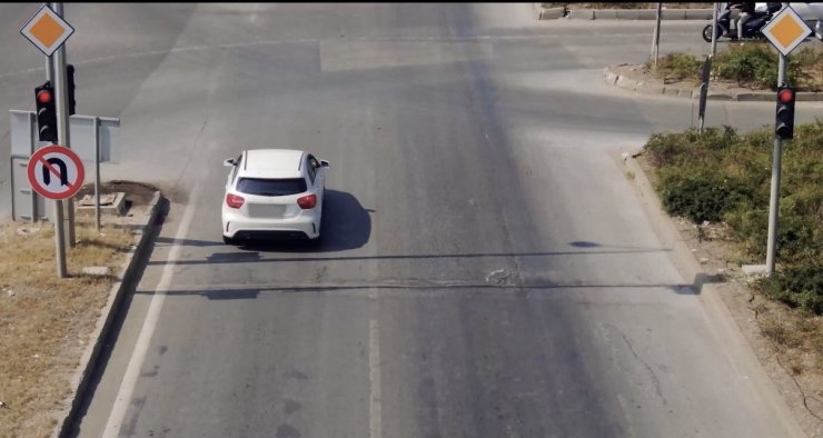 Emniyet Genel Müdürlüğü Eskişehir trafiğindeki ihlalleri paylaşarak uyardı
