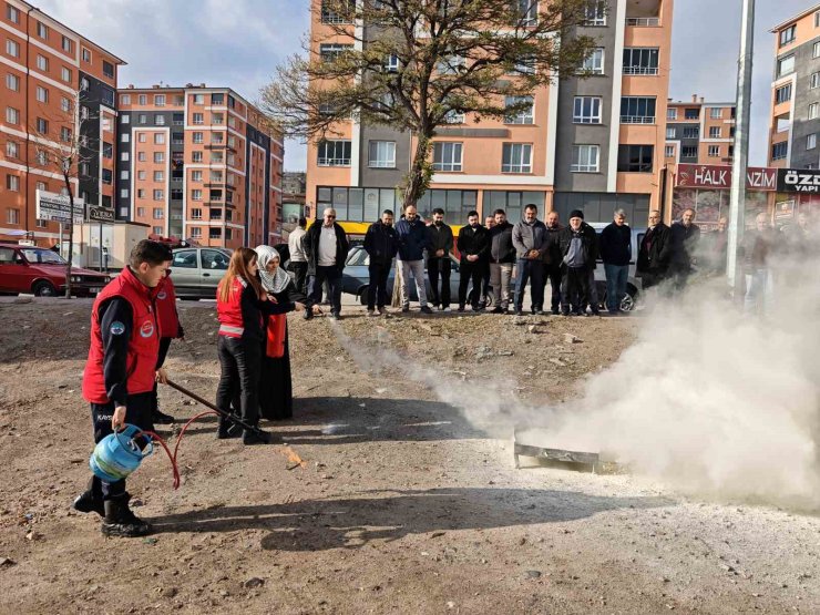 Büyükşehirden 16 ilçede din görevlilerine afet ve yangın eğitimi: Bin 740 personele farkındalık çalışması