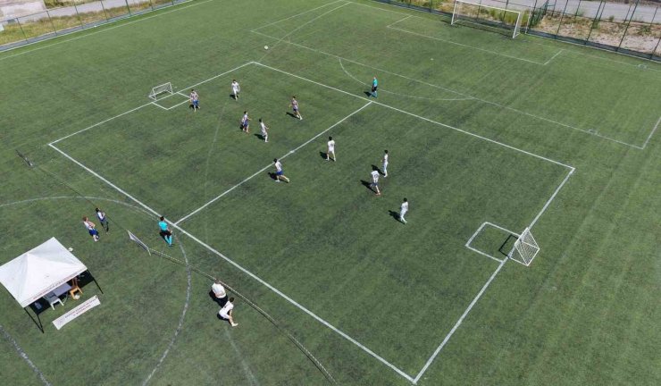 Kayseri’de 5x5 Futbol Gençlik Kupası başladı