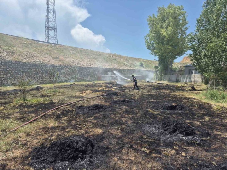 Erciş’te bahçe yangını korkuttu