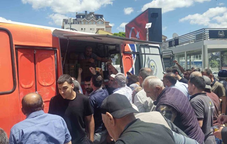 Alaca Belediyesi’nden vatandaşlara aşure ikramı