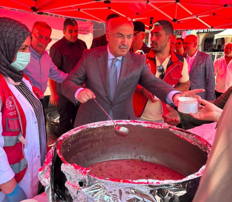 Denizli’de Muharrem ayının bereketi aşure ikramıyla paylaşıldı
