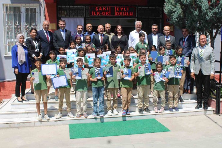 Aydın’da 190 bin öğrenci karne aldı