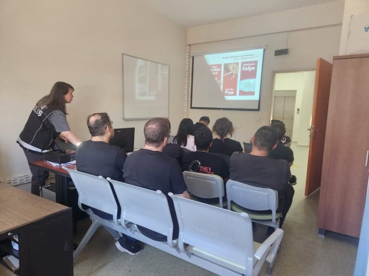 Kemaliye’de uyuşturucuyla mücadele kapsamında bilgilendirme çalışması yapıldı