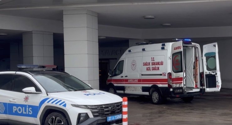 Karne günü bıçaklanan 10’uncu sınıf öğrencisi kurtarılamadı