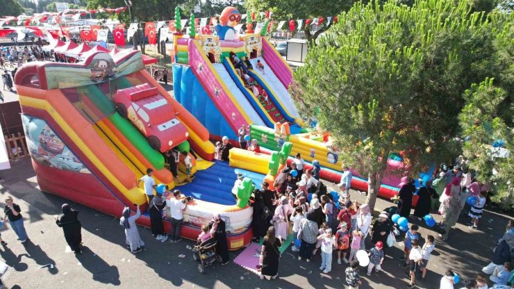 Yıldrım’da karne coşkusu şenliğe dönüştü