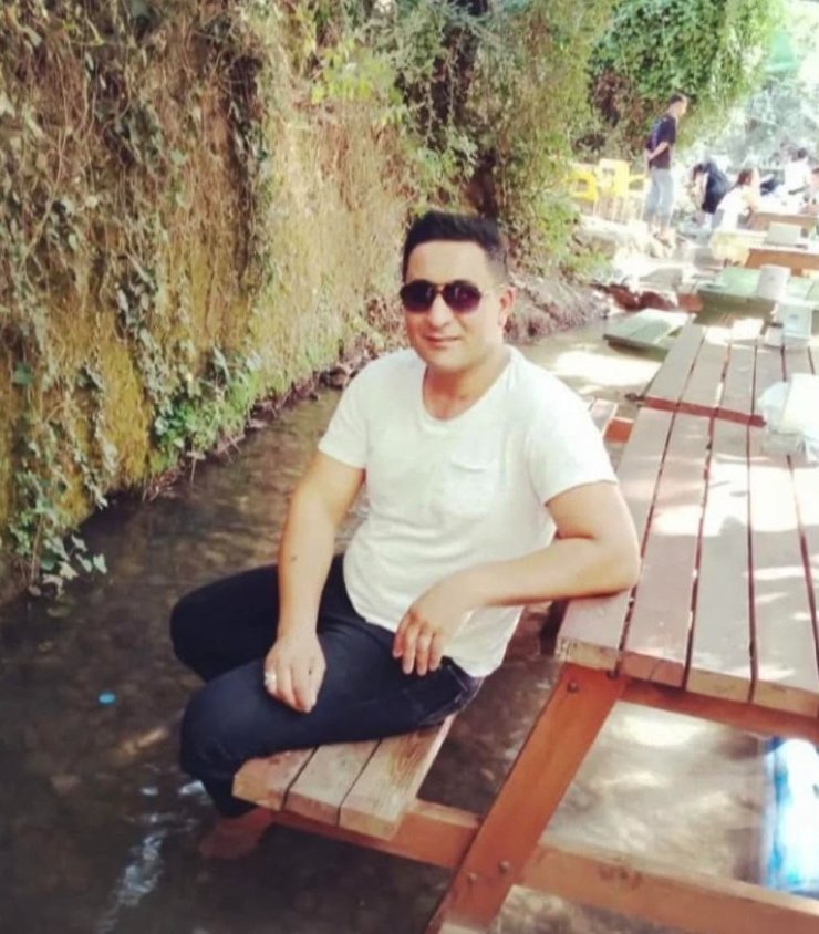 İzmir’de eğlence mekanında kanlı kavga: 1 ölü