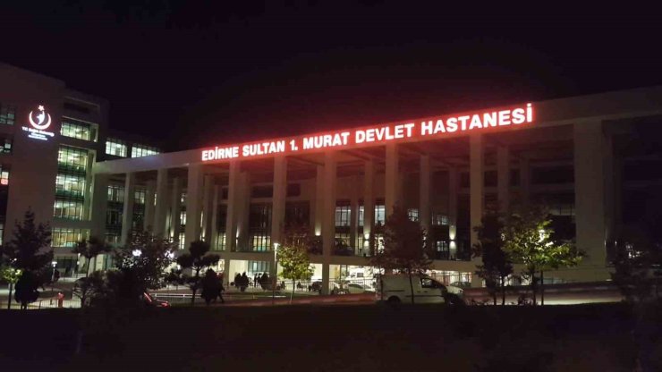 İpsala’da ahıra yıldırım düştü: 3 büyükbaş hayvan telef oldu, çiftlik sahibi yaralandı