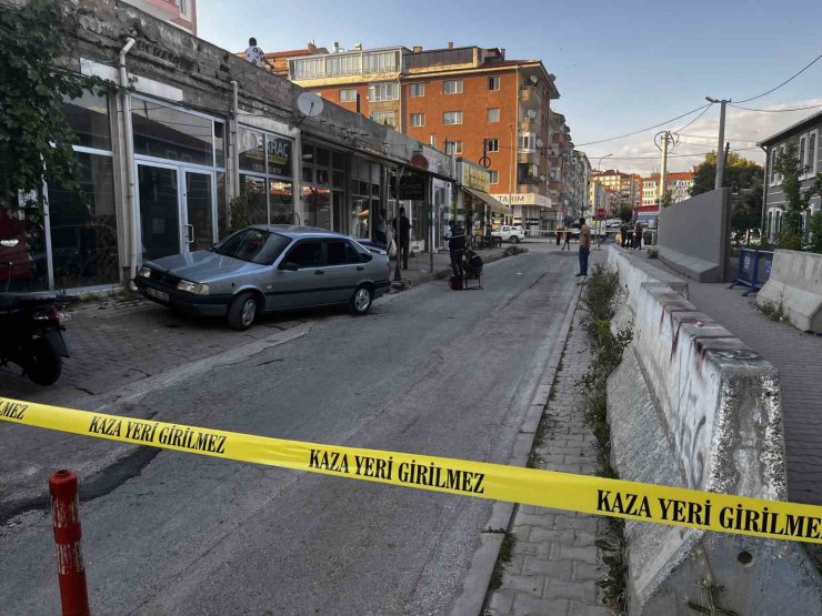 Niğde’de kıraathanede silahlı kavga: 4 yaralı