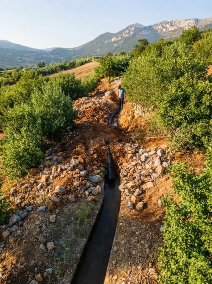 Saimbeyli’de altyapı güçlendirildi, tarımsal üretim güvenceye alındı