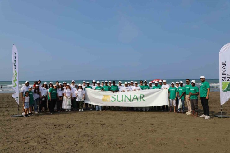 Sunar Yatırım’dan Adana Karataş Sahili’nde "Plastiksiz Temmuz" kapsamında gönüllü çevre temizliği
