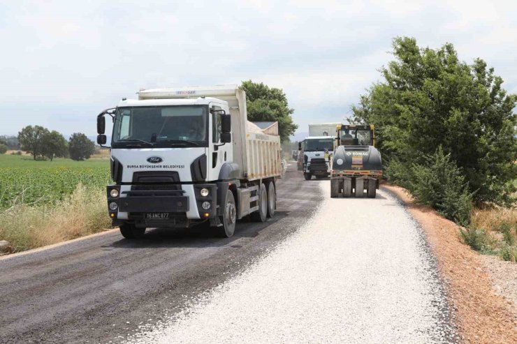 Büyükşehir, Nilüer’de yolları yeniliyor