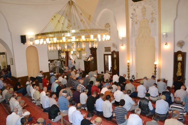Manisa’da 15 Temmuz Demokrasi ve Milli Birlik Günü’nde şehitler anıldı