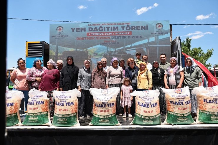 Denizli’de 19 ilçede 32 bin çuval yem yetiştiriciyle buluştu