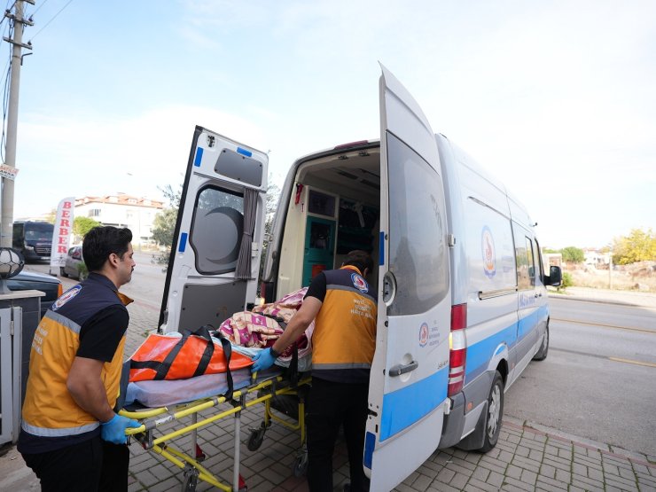 Denizli Büyükşehir’in Evde Sağlık hizmeti övgü toparlamaya devam ediyor