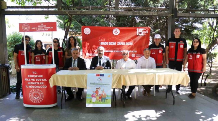 Eskişehir’de "15 Temmuz Resim ve Fotoğraf Sergisi" kapılarını açtı
