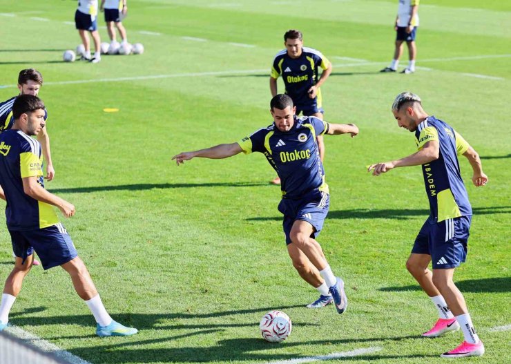 Fenerbahçe, Avusturya’daki hazırlıklarına devam etti