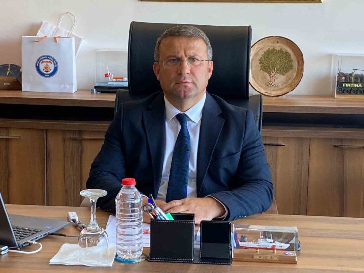 Ayvalık’ın yeni kaymakamı Ömer Cimşit görevine başladı