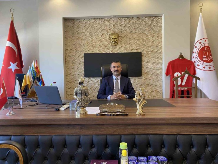 Alaşehir’in yeni Cumhuriyet Başsavcısı Hüseyin Kantar göreve başladı