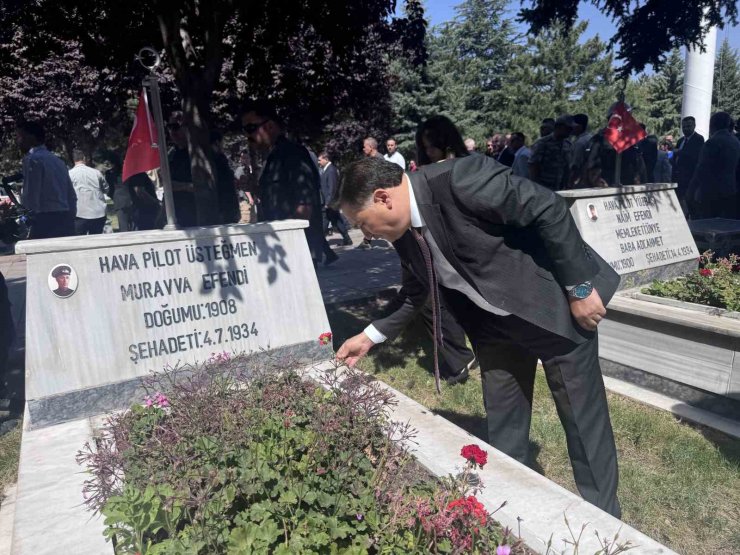 Vali Çiçek: "Eğer şehitlerimiz haklarını bize helal etmezlerse aldığımız nefes haram olur"