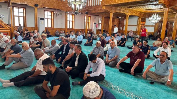 Alaplı’da 15 Temmuz şehitleri için mevlit okutuldu