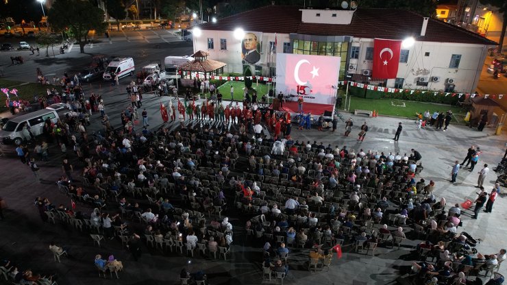 Manisa’da 15 Temmuz ruhu meydanlara taştı
