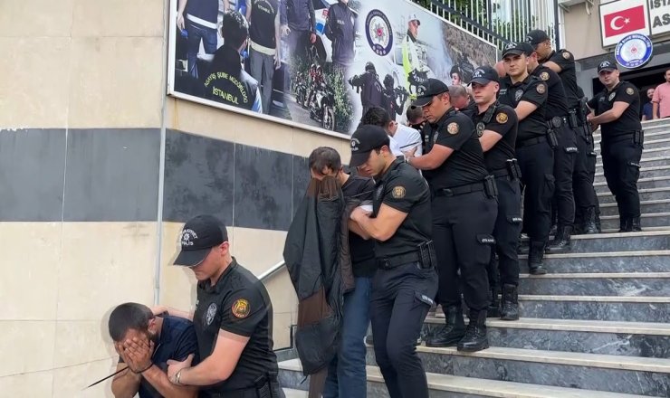 "Yediemin çetesi" operasyonu: Hacizli araçları parçalayıp sattılar, 1.5 milyar liralık vurgun yaptılar