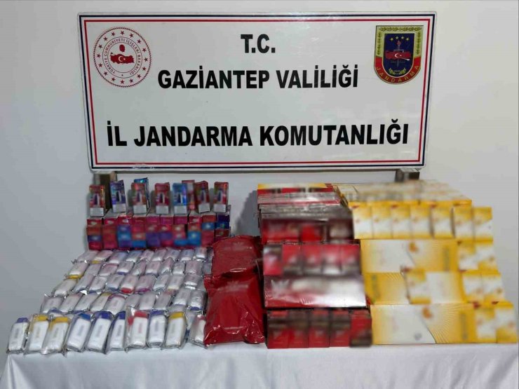Gaziantep’te 1 milyon TL değerinde kaçak malzeme ele geçirildi: 3 gözaltı