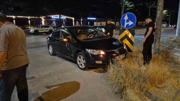 Eskişehir’de otomobil ile ticari taksi çarpıştı