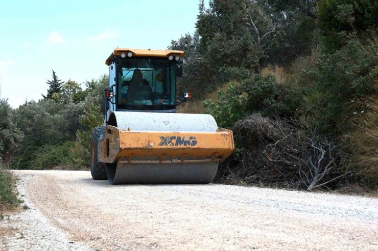 HBB, Defne Döver Mahallesi’nde yol çalışmasına başladı