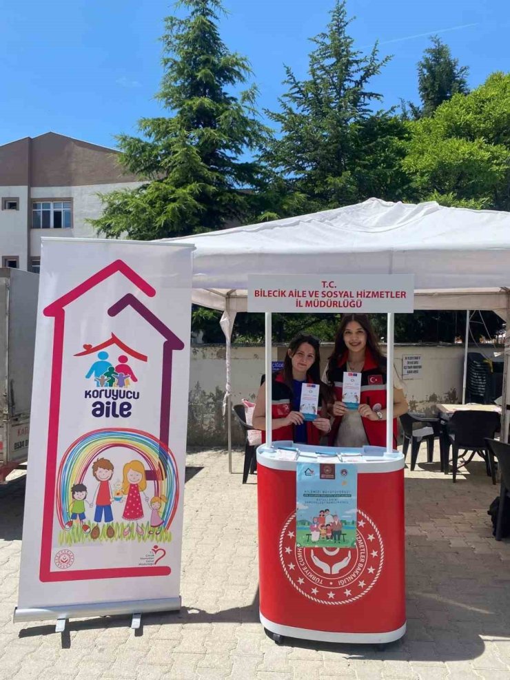 Bilecik’te koruyucu aile tanıtım standı açıldı