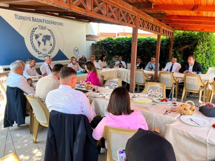 AK Parti Grup Başkanvekili Usta: (Terörsüz Türkiye) "Talepler doğru bir şekilde değerlendirecek, iyi bir yasa teklifi kısa sürede gelecek diye düşünüyorum"