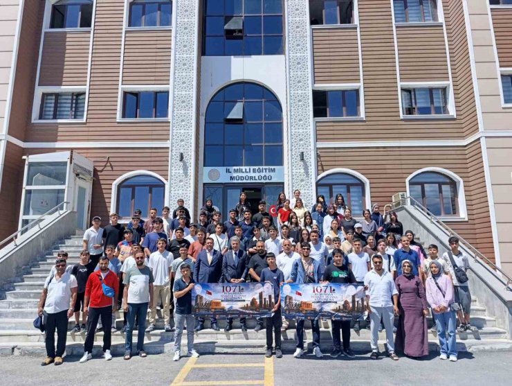 Ağrı’da "1071 Ruhundan Türkiye Yüzyılı Vizyonuna" gezi programının ilk kafilesi döndü