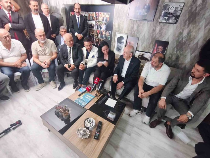 CHP Genel Başkanı Kılıçdaroğlu, Ankara’da esnafı ziyaret etti