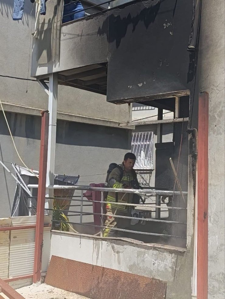 Defne’de ev yangını yaşandı