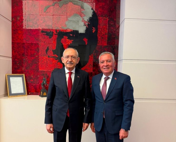 CHP Gene Merkezini ziyaret eden Başkan Kepenek’ten Kılıçdaroğlu’na destek mesajı