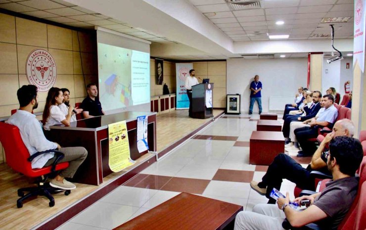 Kayseri Devlet Hastanesi hekimlerine eğitim