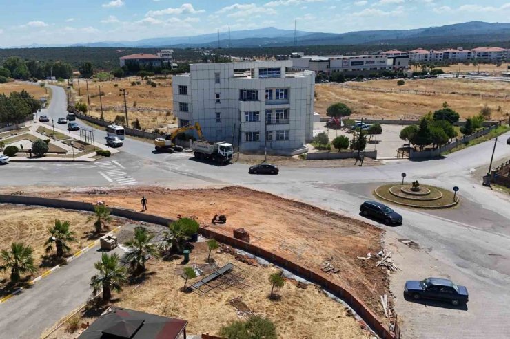 Ayvalık’ın 7. akıllı kavşağı bölge trafiğine nefes aldıracak