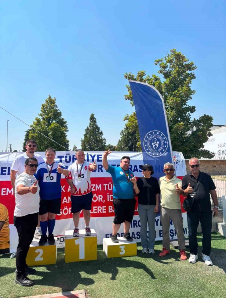 Bandırmalı sporcu Mehmet Talat Uçar, Türkiye ikincisi oldu
