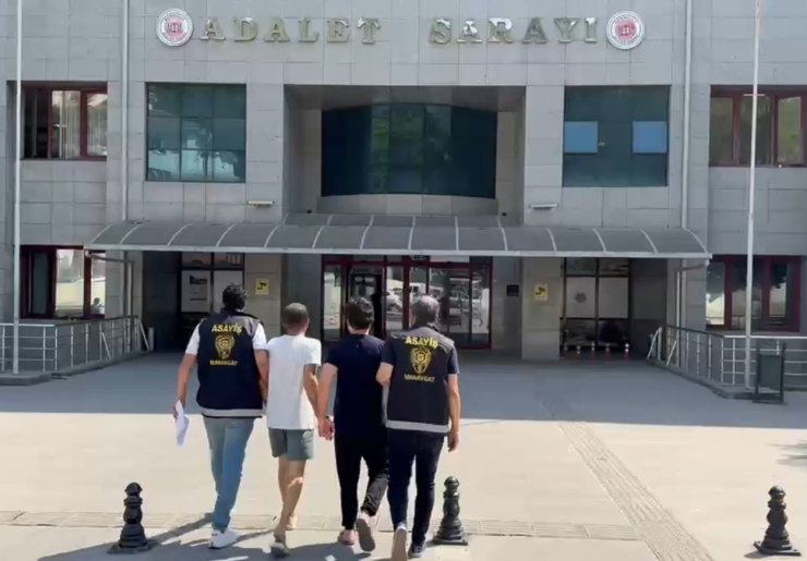 Manavgat polisi üç firari hükümlüyü aynı gün yakaladı