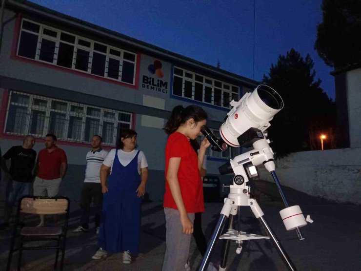 Bilim Demirci’de gökyüzü şöleni