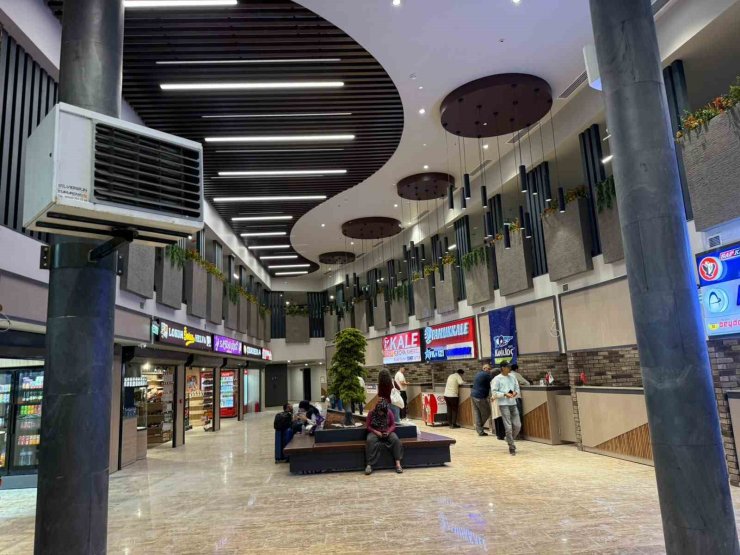 Karabük Şehirlerarası Otobüs Terminali yenilenen yüzüyle hizmete başladı